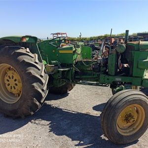 JOHN DEERE 2130