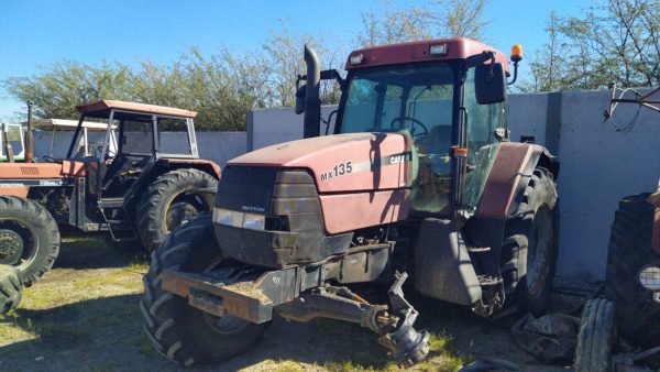 CASE MX135