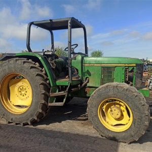 JOHN DEERE 6100