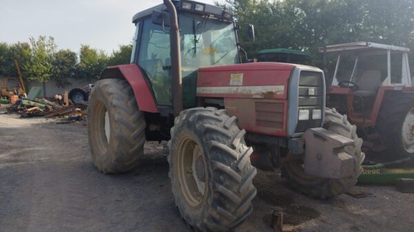 MASSEY FERGUSON 8110
