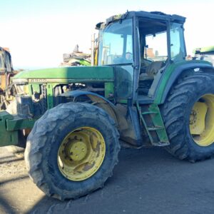 JOHN DEERE 6900