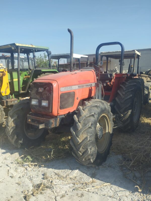 MASSEY FERGUSON 4245.4