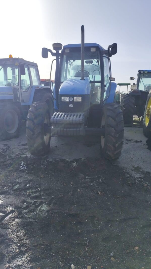 NEW HOLLAND TS90 - Imagen 3