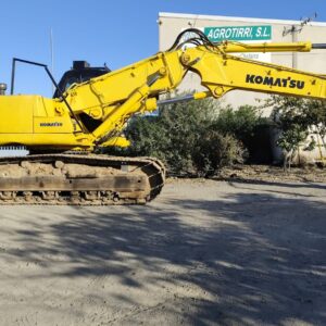 EXCAVADORA KOMATSU