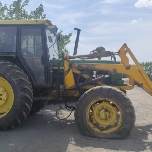 JOHN DEERE 3140