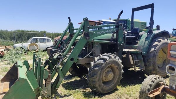 JONH DEERE 6010 - Imagen 2