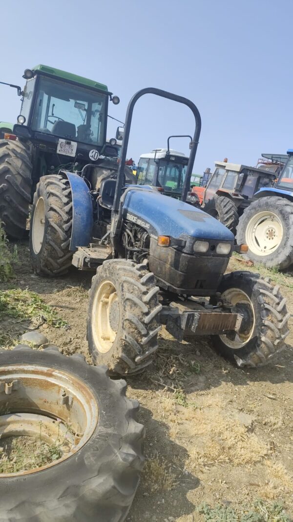 NEW HOLLAND 75 - Imagen 3
