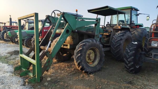 JONH DEERE 2650 - Imagen 2