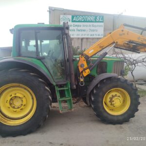 JONH DEERE  6820