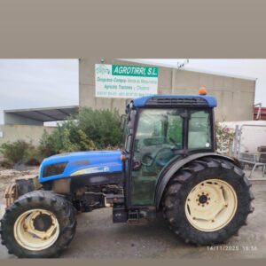 NEW HOLLAND T4050F